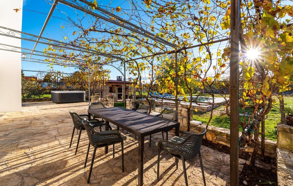 Villa Mandorla With Private Pool Zadar Buitenkant foto